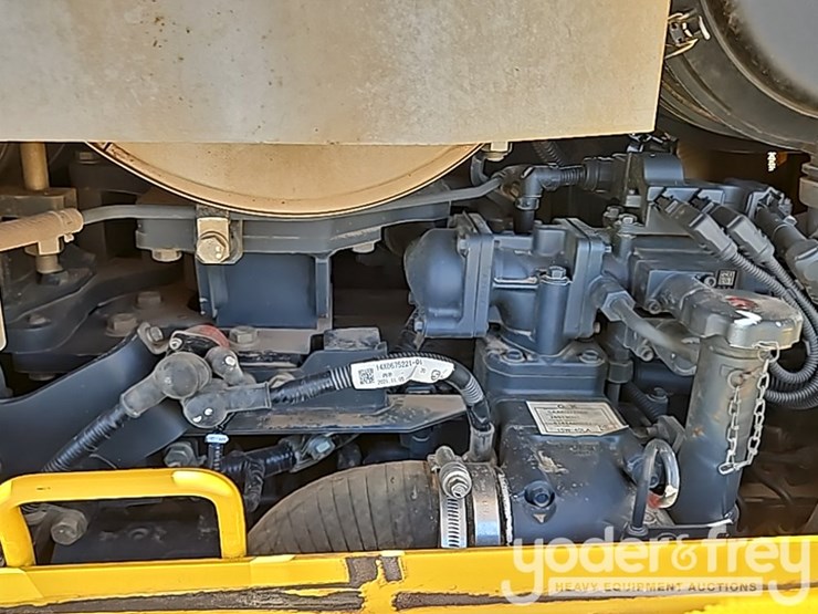 2021-komatsu-d65px-18-image-34