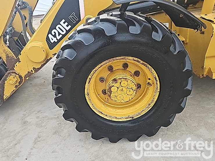 2011-caterpillar-420e-image-10