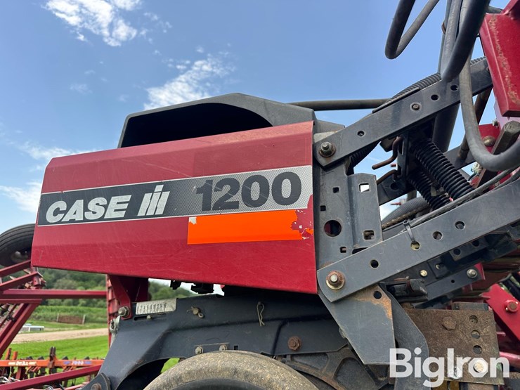 case-ih-1200-image-19