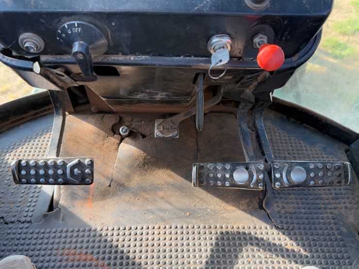 john-deere-4240-image-22