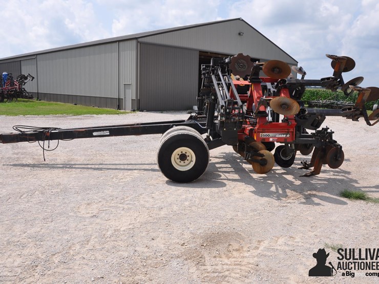 case-ih-2500-image-8