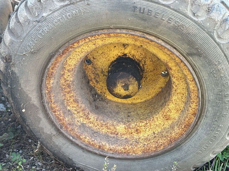 john-deere-112-image-14