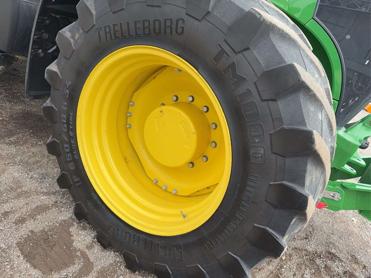 2021-john-deere-7r-350-image-10