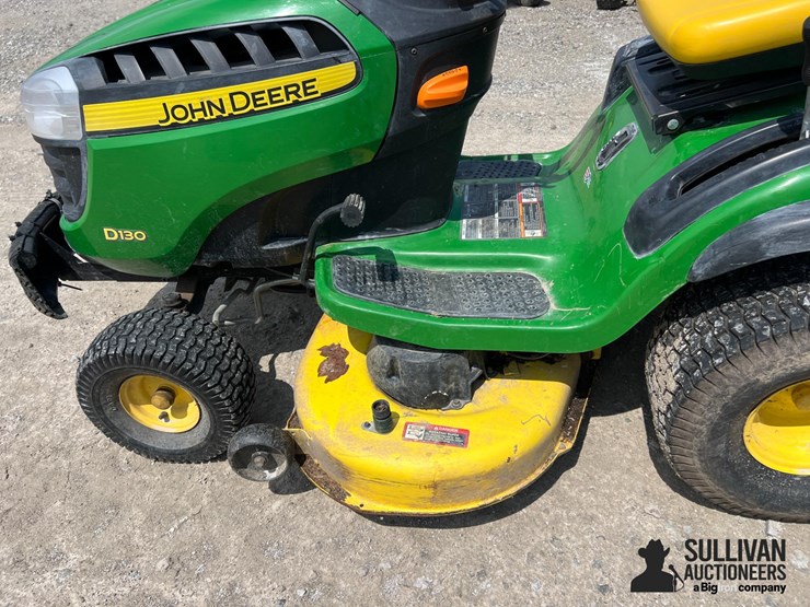 john-deere-d130-image-13
