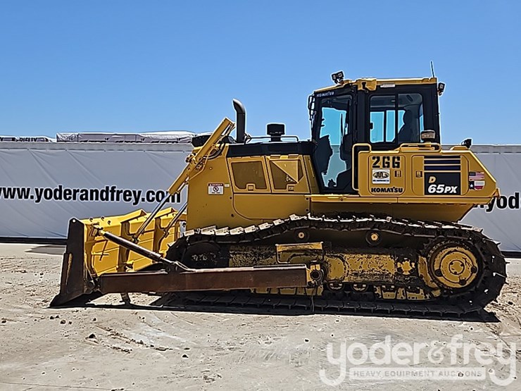 2021-komatsu-d65px-18-image-2