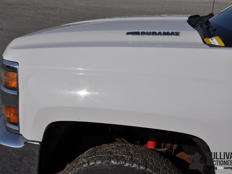 2015-chevrolet-2500-image-12