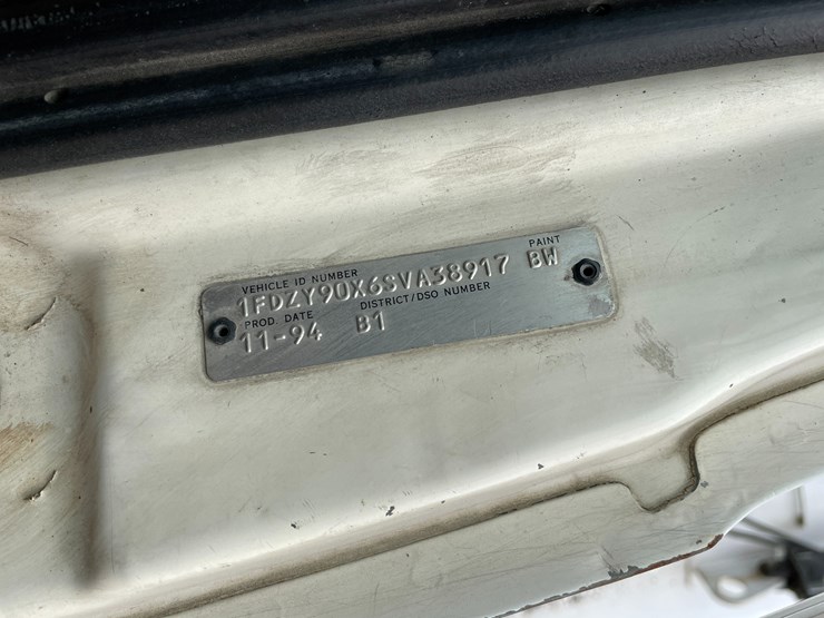 1995-ford-l9000-image-82