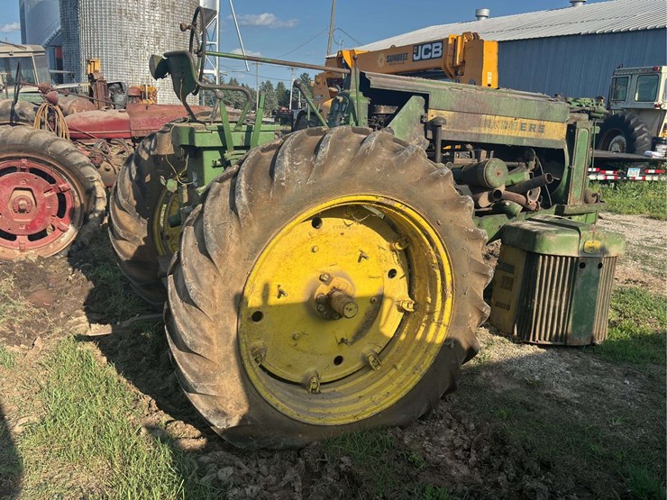 john-deere-720-image-3