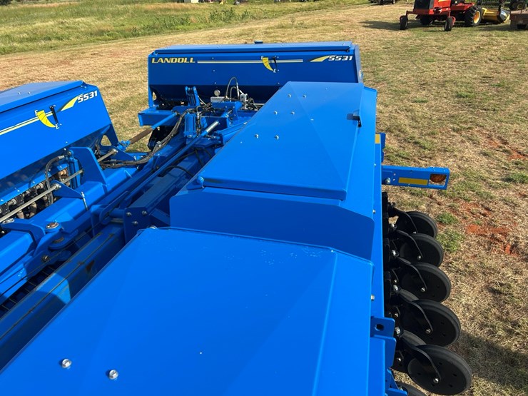 2020-landoll-5531-image-19