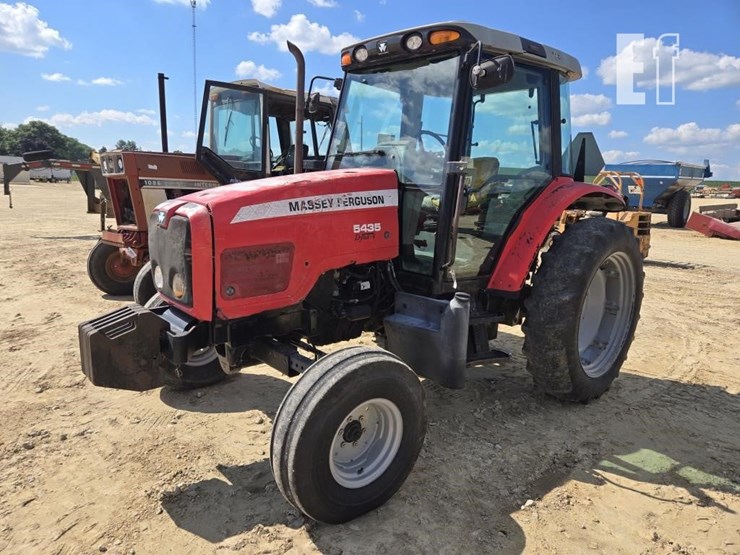 massey-ferguson-5435-image-1