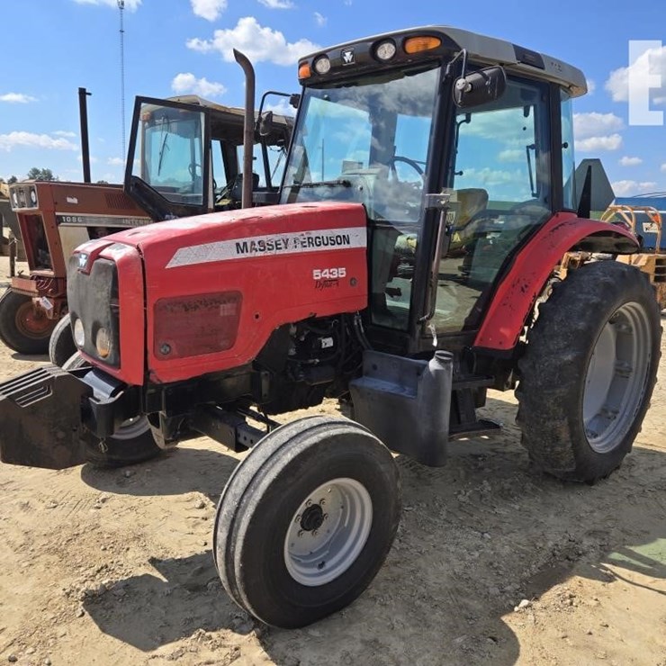 MASSEY-FERGUSON 5435