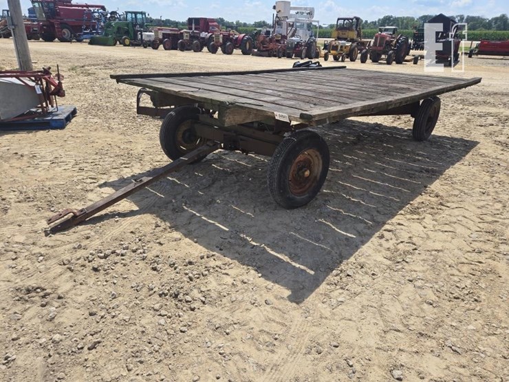 john-deere-7-image-1