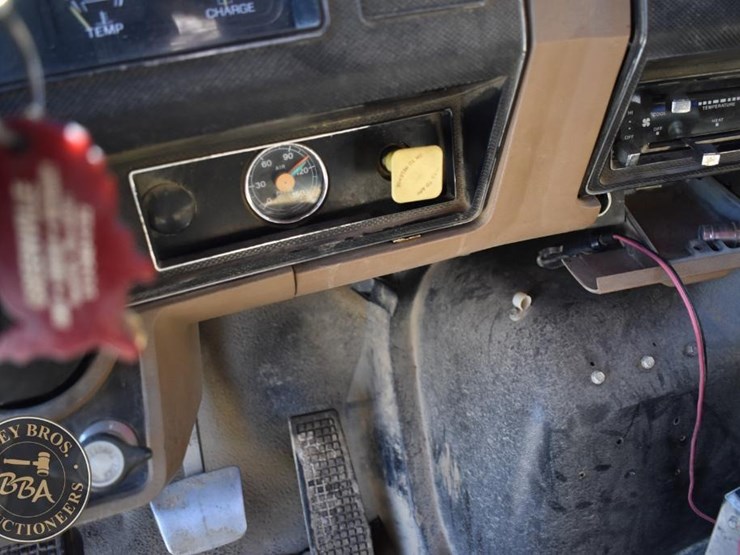 1989-ford-f800-image-29