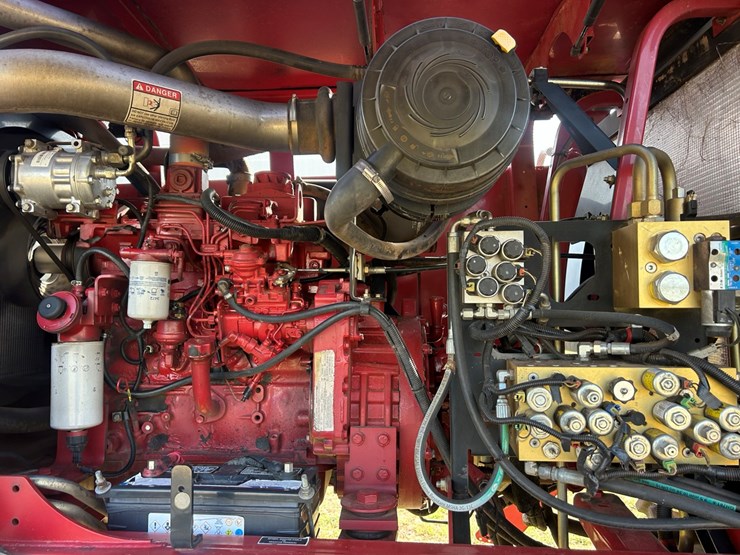 2013-new-holland-h8040-image-13