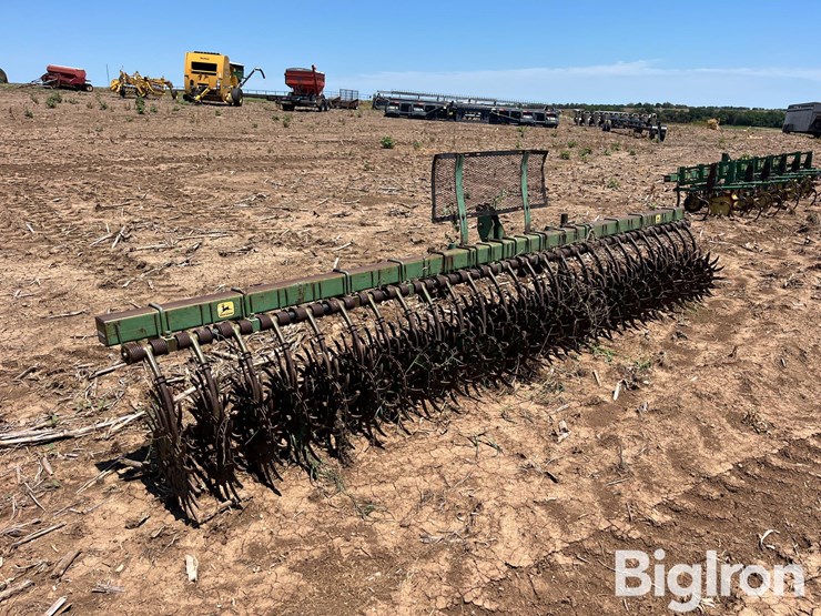 john-deere-rotary-hoe-image-7