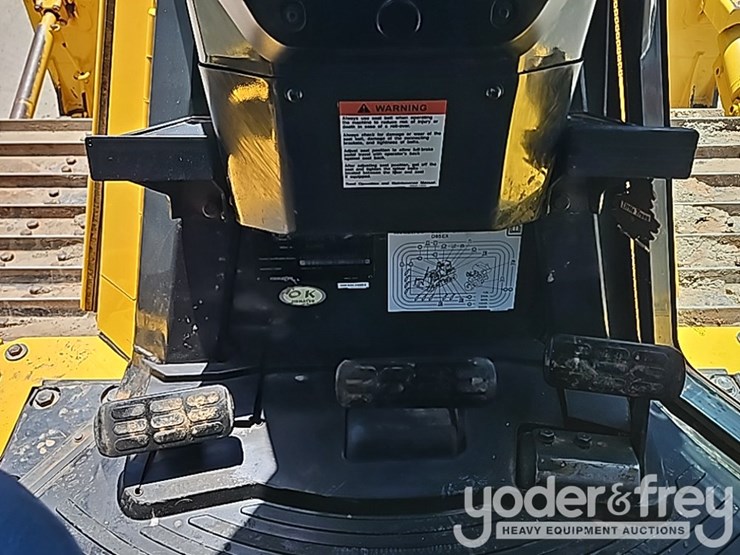 2021-komatsu-d65px-18-image-62
