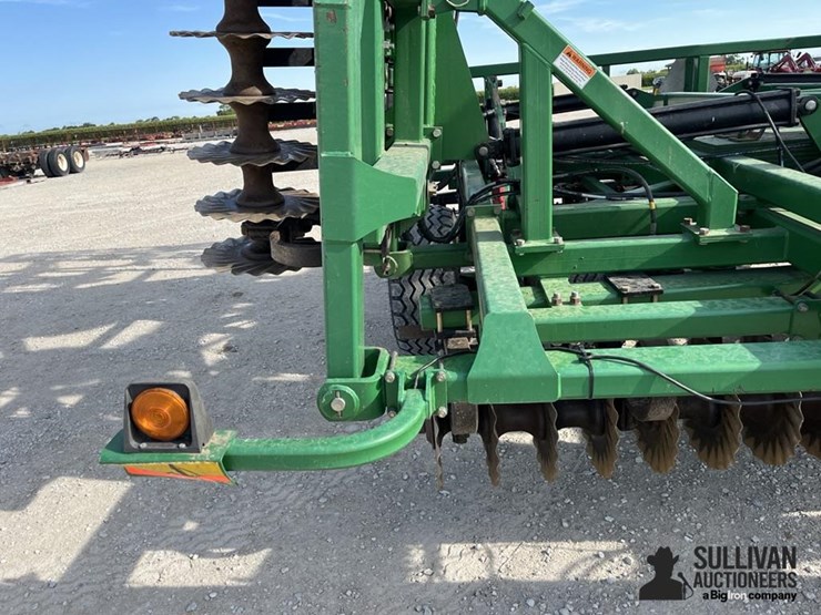 great-plains-4000tm-image-16