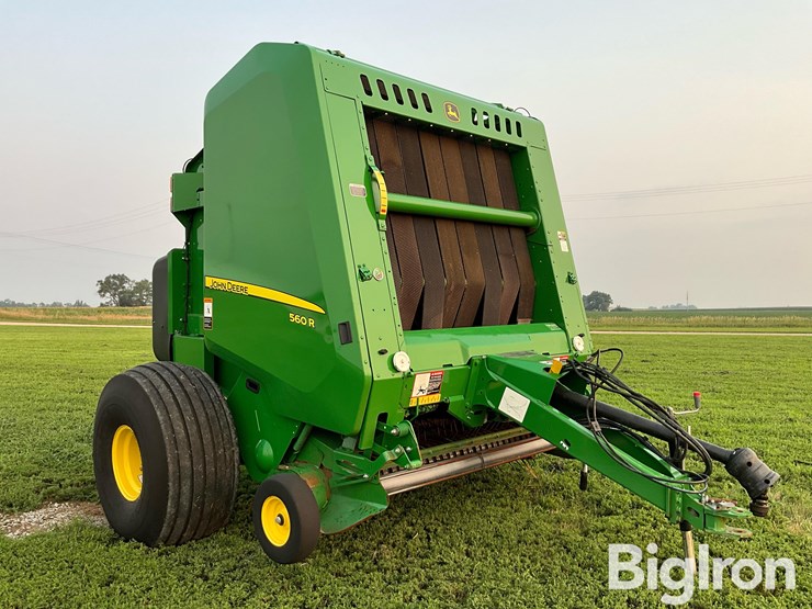 2021-john-deere-560r-image-3