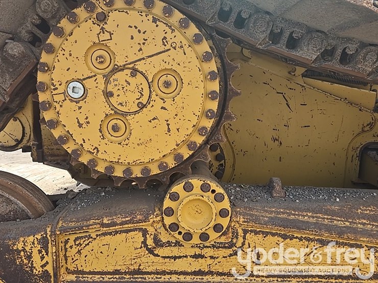2008-caterpillar-d6n-lgp-image-22