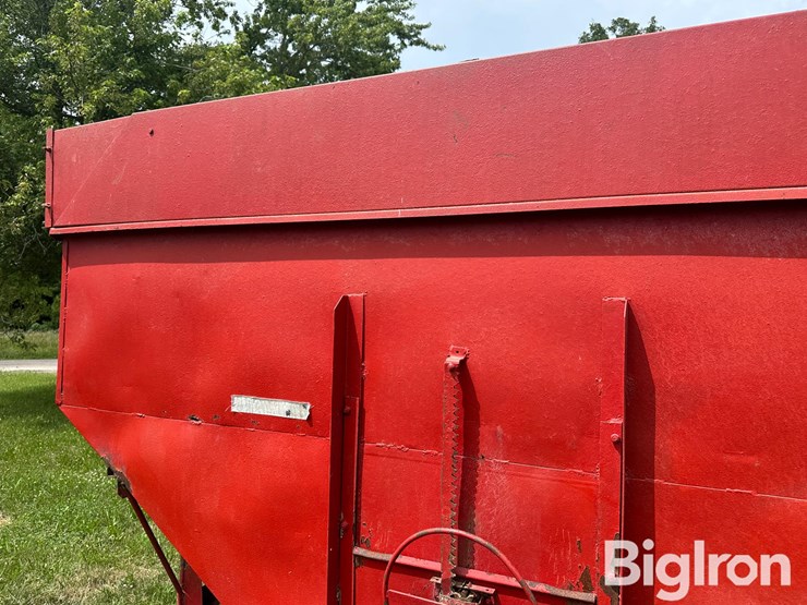 john-deere-1065-image-13