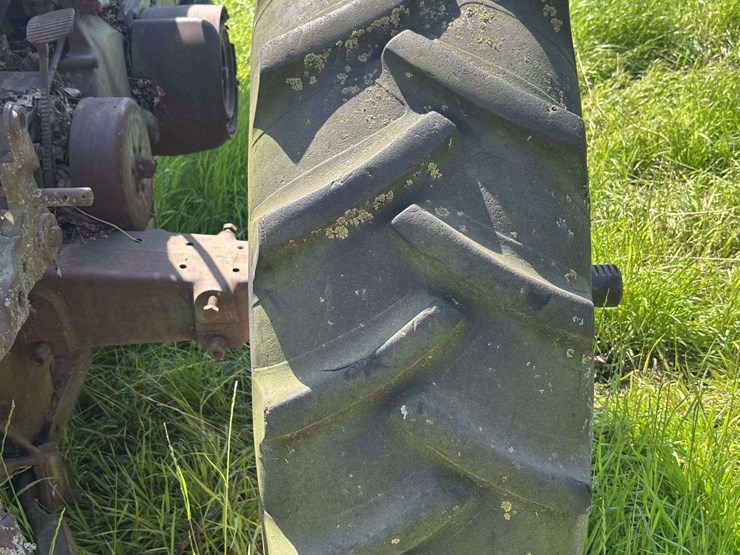 john-deere-730-image-25