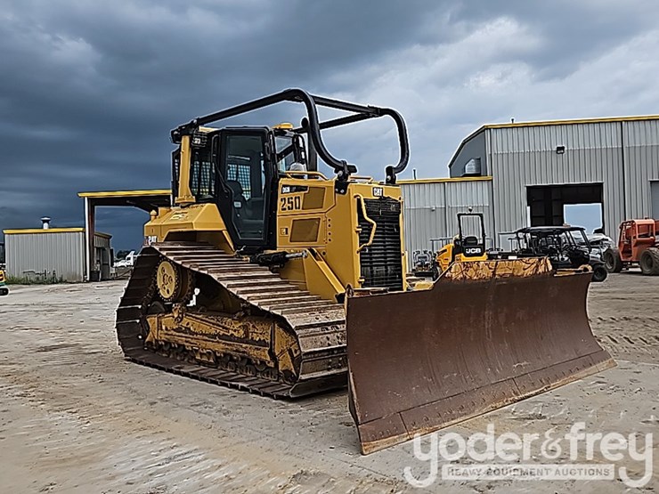 2019-caterpillar-d6n-lgp-image-7