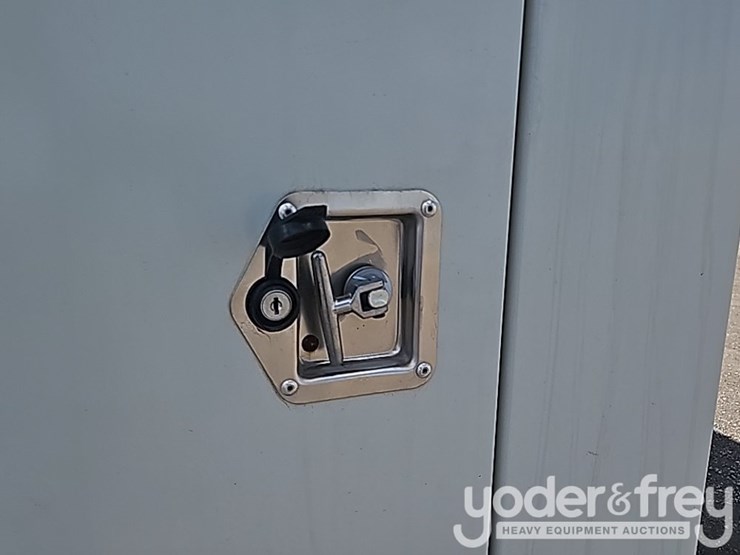 unused-12'-mini-container,-pedestrian-door,-lock-box,-window,-fork-pockets-image-12