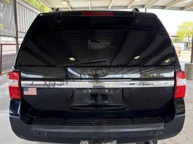 2016-ford-expedition-image-7