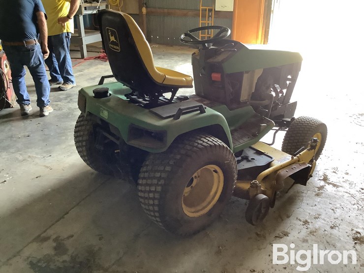 john-deere-445-image-5