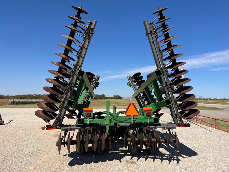 2005-john-deere-637-image-8