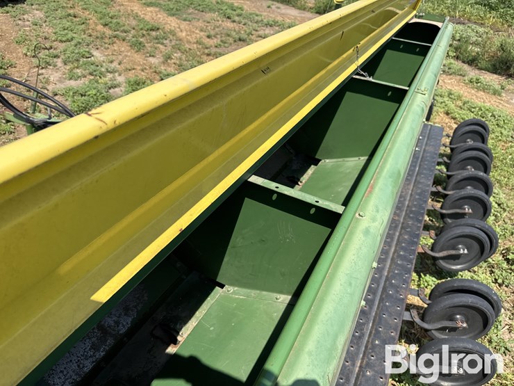 john-deere-8300-image-18