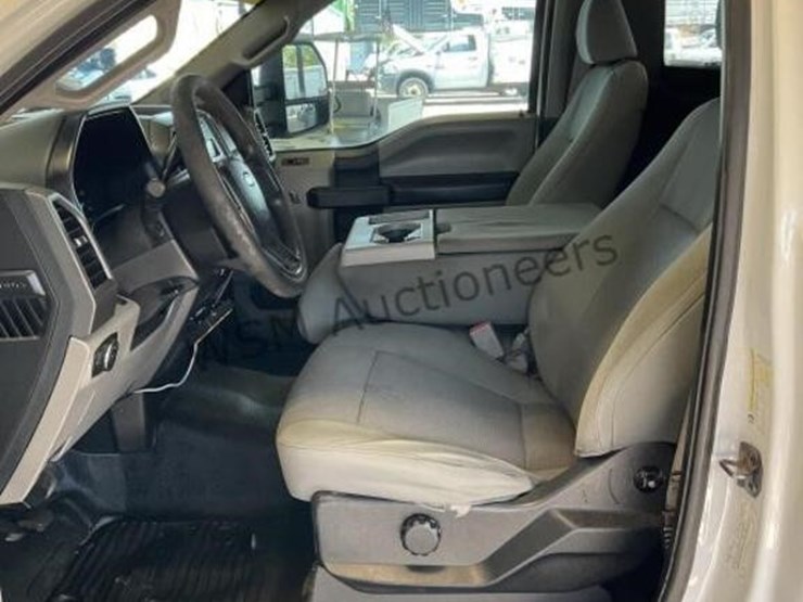 2017-ford-f250-image-21