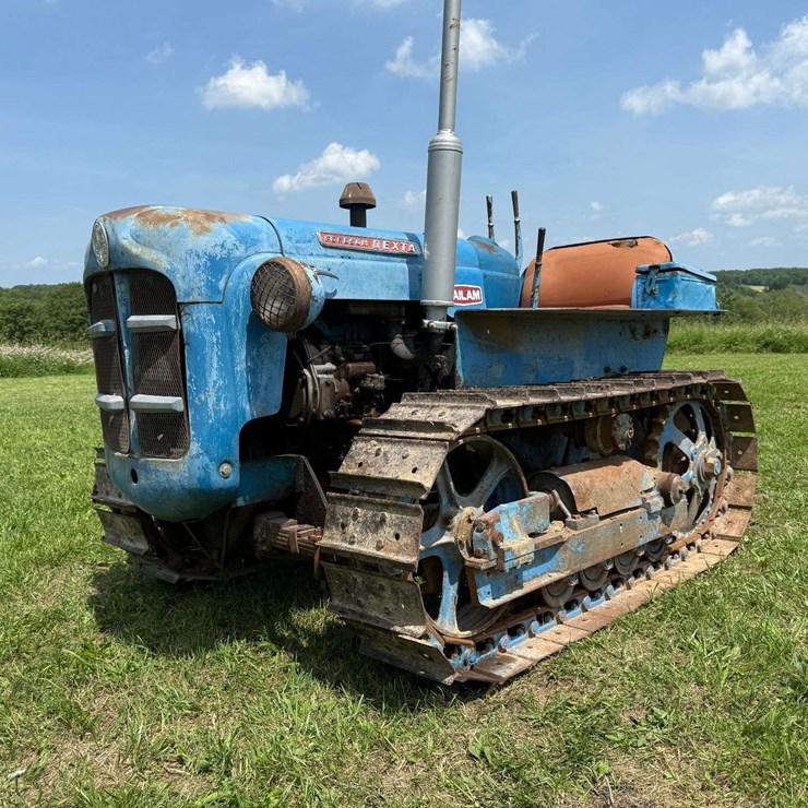 FORDSON DEXTA