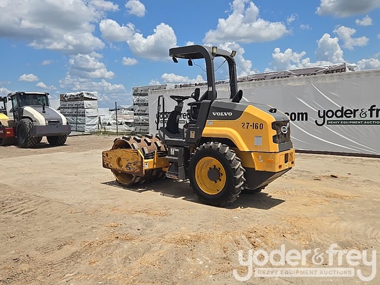 2017-volvo-sd45b-image-3