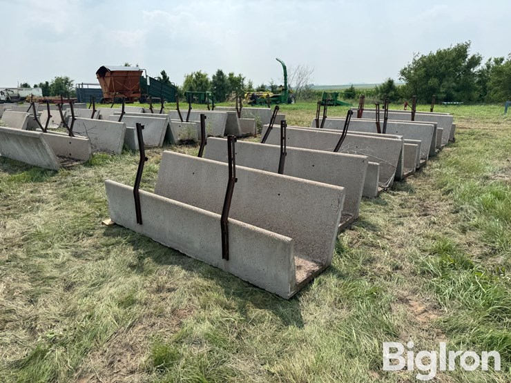 concrete-feed-bunks-image-5