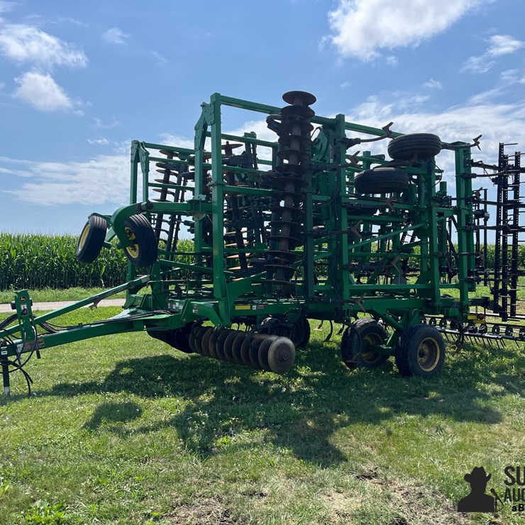 JOHN DEERE 2310