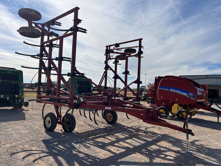 case-ih-5700-image-4