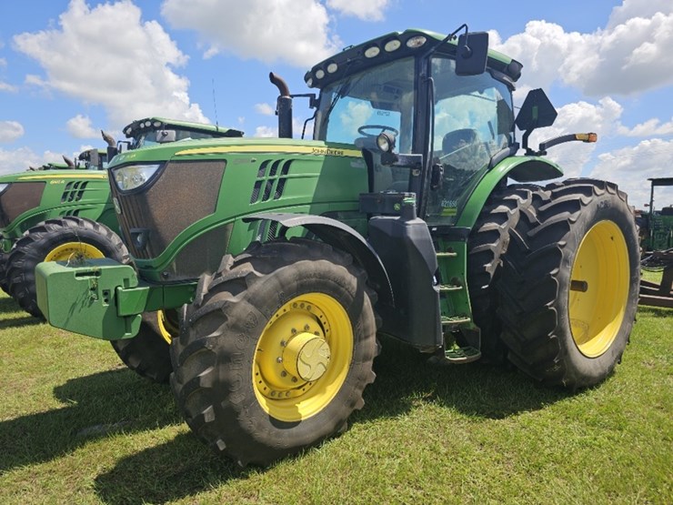2020-john-deere-6195r-image-1