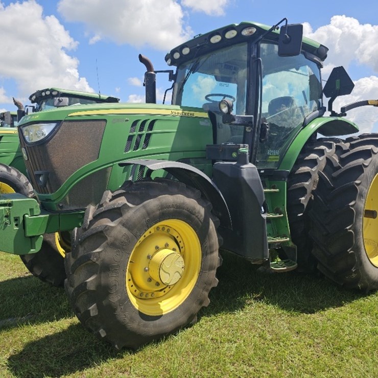 2020 JOHN DEERE 6195R