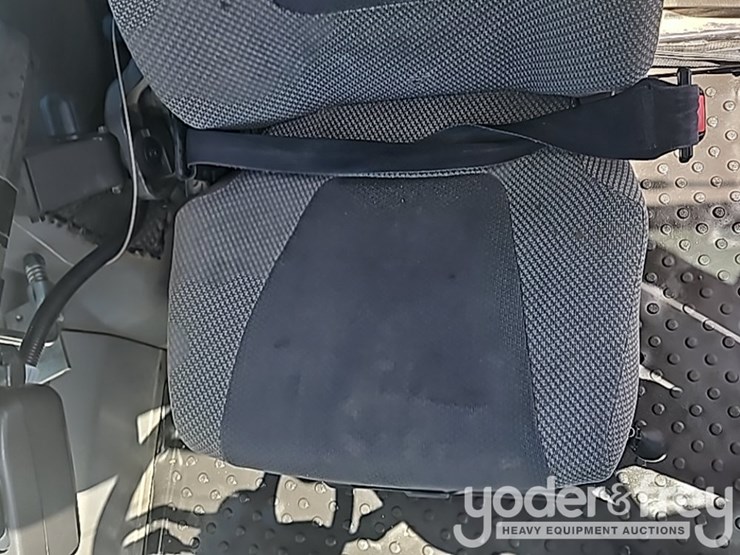 2018-volvo-l110h-image-55