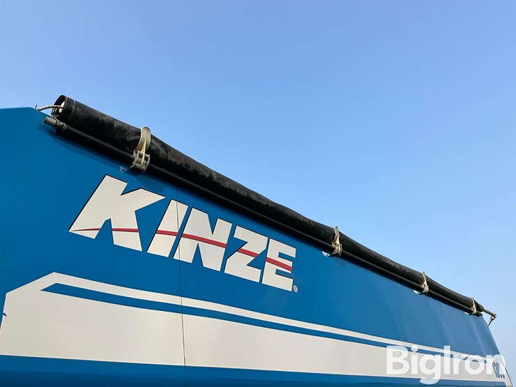 2017-kinze-1300-image-18