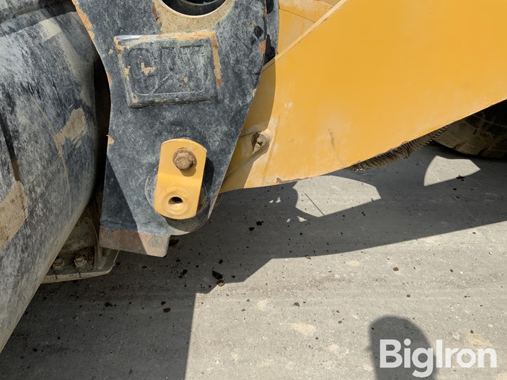 2017-caterpillar-950m-image-12