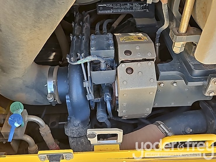2021-komatsu-d65px-18-image-46