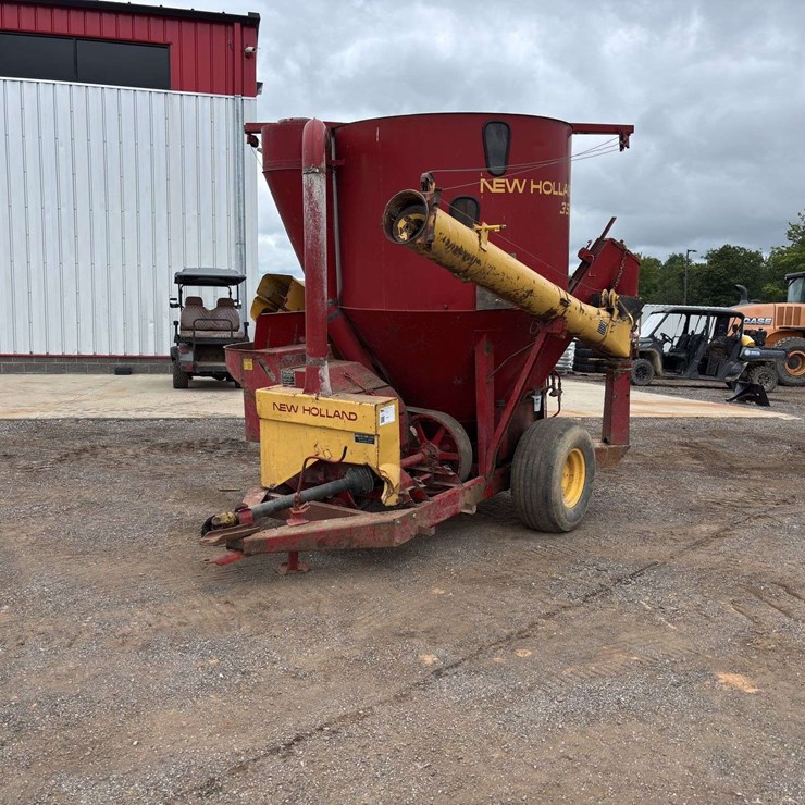 NEW HOLLAND 355
