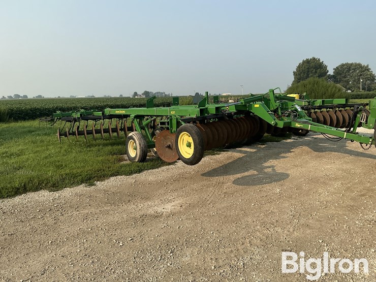 john-deere-637-image-13