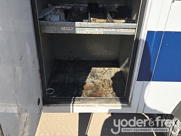 2019-ford-f550-xl-image-34