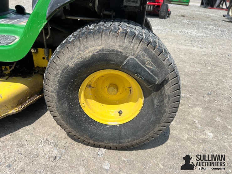 john-deere-d130-image-9