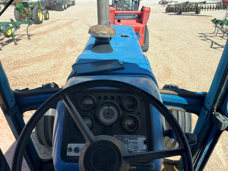 ford-tractor-image-13