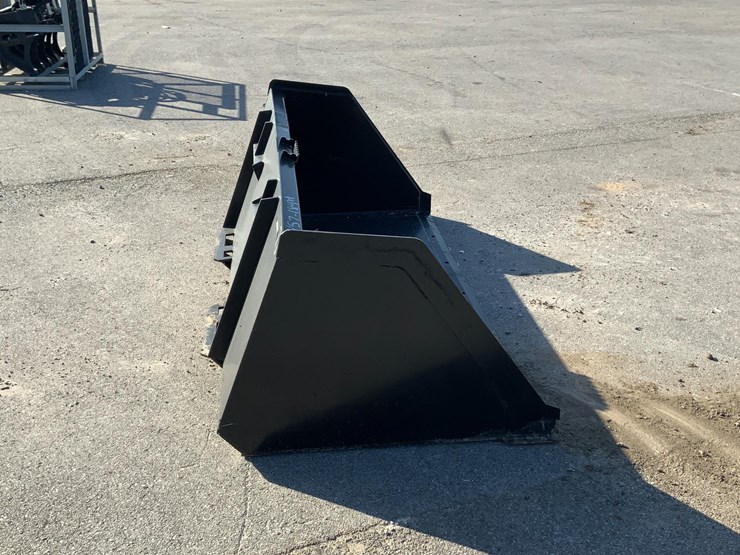 76"-skid-steer-bucket-image-4