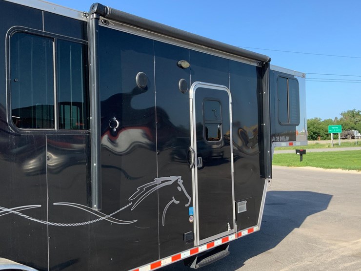2020-dixie-outlaw-t/a-livestock-trailer-image-14